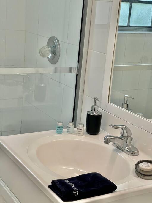 Amazing 5 - Bed Apartments Perfect For A Large Family Bal Harbour Exteriör bild